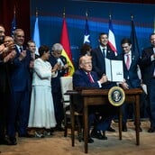 ΤΡΑΜΠ ΚΑΡΤΕΛ ΛΑΤΙΝΙΚΗ ΑΜΕΡΙΚΗ ΚΟΥΒΑ ΜΕΤΑ ΙΡΑΝ