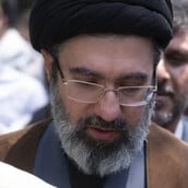 ΜΟΤΖΤΑΜΠΑ ΧΑΜΕΝΕΙ ΙΡΑΝ 