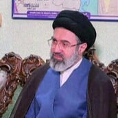 Μοτζτάμπα Χαμενεΐ: «Ο νέος ηγέτης τραυματίστηκε στον πόλεμο» μετέδωσε η κρατική τηλεόραση του Ιράν