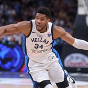 ΓΙΑΝΝΗΣ ΑΝΤΕΤΟΚΟΥΝΜΠΟ 