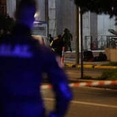 ΓΑΔΑ ΧΕΙΡΟΒΟΜΒΙΔΕΣ ΦΥΛΑΚΙΣΗ