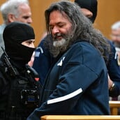 ΔΙΚΗ ΧΡΥΣΗΣ ΑΥΓΗΣ ΧΡΥΣΗ ΑΥΓΗ