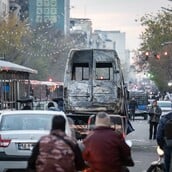 «Δάχτυλα στη σκανδάλη»: Οι Ιρανικές Αρχές προειδοποιούν τους πολίτες καθώς καλούνται σε δράση