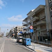 ΘΕΣΣΑΛΟΝΙΚΗ ΚΑΛΑΜΑΡΙΑ ΕΠΙΘΕΣΗ ΜΕ ΜΑΧΑΙΡΙ