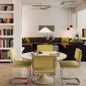 ΕΠΕΞ Ένα σπίτι όπου τα μπάνια έχουν πρωταγωνιστικό ρόλο/Ένα σπίτι με το γούστο του καλλιτέχνη και όλα φτιαγμένα από τον ίδιο