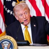 ΙΡΑΝ ΣΤΕΝΑ ΤΟΥ ΟΡΜΟΥΖ ΜΕΣΗ ΑΝΑΤΟΛΗ ΝΤΟΝΑΛΝΤ ΤΡΑΜΠ