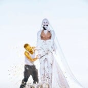 Τι λέει ο Nick Knight για τα 25 χρόνια του SHOWstudio, το AI και τη μόδα που κινείται