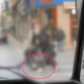 ΑΝΗΛΙΚΟΙ ΚΥΨΕΛΗ ΒΙΑ ΞΥΛΟΔΑΡΜΟΣ