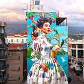 Όταν η Κάλλας κατεβαίνει στον δρόμο