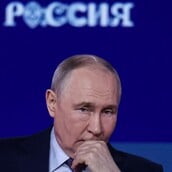 ΠΟΥΤΙΝ ΟΛΙΓΑΡΧΕΣ ΧΡΗΜΑΤΟΔΟΤΗΣΗ ΠΟΛΕΜΟ ΟΥΚΡΑΝΙΑ