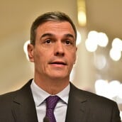 ΙΣΠΑΝΙΑ ΠΕΔΡΟ ΣΑΝΤΣΕΘ ΗΛΕΚΤΡΙΚΟ ΡΕΥΜΑ