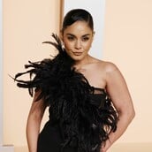 ΒΑΝΕΣΑ ΧΑΤΖΕΝΣ ΤΡΙΧΟΠΤΩΣΗ ΤΟΚΕΤΟΣ