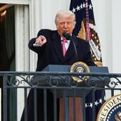 ΙΡΑΝ ΜΕΣΗ ΑΝΑΤΟΛΗ ΝΤΟΝΑΛΝΤ ΤΡΑΜΠ ΗΠΑ