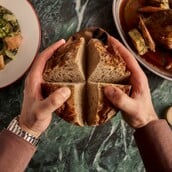 Lalane Athens: Η νέα all-day brasserie με την υπογραφή του Αλέξανδρου Τσιοτίνη 