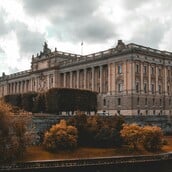 ΣΟΥΗΔΙΑ ΑΚΡΟΔΕΞΙΑ ΚΥΒΕΡΝΗΣΗ