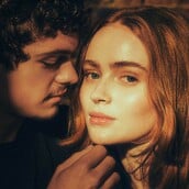 Η Sadie Sink κερδίζει το στοίχημα του Romeo & Juliet στο West End