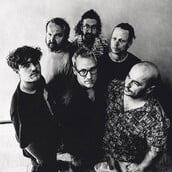 Το ροκ δηλώνει πάντα παρόν μέσα από τις ψυχεδελικές και progressive οπτικές του