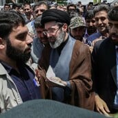 ΙΡΑΝ ΧΑΜΕΝΕΙ