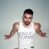 Μπορεί το OnlyFans να γίνει το νέο σωσίβιο της μόδας;