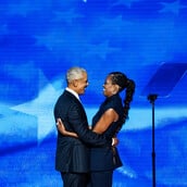 Η μιντιακή αυτοκρατορία του ζεύγους Ομπάμα επεκτείνεται τώρα και στο Μπρόντγουεϊ 