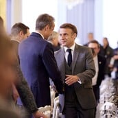 ΕΜΑΝΟΥΕΛ ΜΑΚΡΟΝ ΕΛΛΑΔΑ ΕΠΙΣΚΕΨΗ