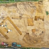 Γερμανία: Αρχαιολόγοι ανακάλυψαν σε κήπο ρωμαϊκό στρατόπεδο ηλικίας 2.200 ετών