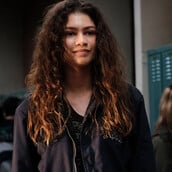 EUPHORIA ΣΕΙΡΑ ΤΡΙΤΗ ΣΕΖΟΝ