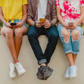 SOCIAL MEDIA ΑΥΣΤΡΑΛΙΑ ΑΝΗΛΙΚΟΙ 