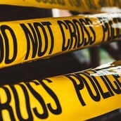 ΗΠΑ ΠΑΠΑΣ ΑΔΕΡΦΟΣ ΑΠΕΙΛΗ ΒΟΜΒΑ ΣΠΙΤΙ