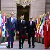 ΕΥΡΩΠΗ ΣΤΕΝΑ ΤΟΥ ΟΡΜΟΥΖ ΙΡΑΝ 