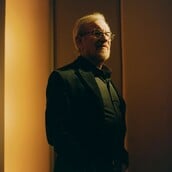 Ο Στίβεν Σπίλμπεργκ επέστρεψε στα UFO και μίλησε υπέρ της μεγάλης οθόνης