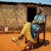 Μια νέα έκθεση στο Λονδίνο κοιτάζει κατάματα το γήρας