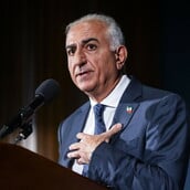 ΙΡΑΝ ΡΕΖΑ ΠΑΧΛΑΒΙ