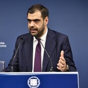 ΠΑΥΛΟΣ ΜΑΡΙΝΑΚΗ ΑΡΣΗ ΑΣΥΛΙΑΣ ΒΟΥΛΕΥΤΕΣ ΝΕΑ ΔΗΜΟΚΡΑΤΙΑ