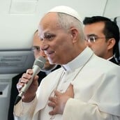 Πάπας Λέων: Υπάρχουν σημαντικότερα ζητήματα από το σεξουαλικό