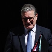 ΚΙΡ ΣΤΑΡΜΕΡ ΕΡΕΥΝΑ ΒΡΕΤΑΝΙΑ ΗΝΩΜΕΝΟ ΒΑΣΙΛΕΙΟ ΠΙΤΕΡ ΜΑΝΤΕΛΣΟΝ ΤΖΕΦΡΙ ΕΠΣΤΑΪΝ