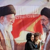 ΠΟΛΕΜΟΣ ΣΤΗ ΜΕΣΗ ΑΝΑΤΟΛΗ ΗΠΑ ΟΙΚΟΝΟΜΙΑ ΙΡΑΝ