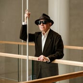 Αλφρέδο Άριας: «Οι καλλιτέχνες είναι οι πρώτοι που εξαφανίζουν οι δικτατορίες»