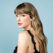 Η Τέιλορ Σουίφτ θέλει να κατοχυρώσει τη φωνή της πριν την αντιγράψει η τεχνητή νοημοσύνη