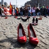 ΕΥΡΩΠΑΙΚΟ ΚΟΙΝΟΒΟΥΛΙΟ ΒΙΑΣΜΟΣ ΣΥΝΑΙΝΕΣΗ