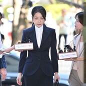 ΝΟΤΙΑ ΚΟΡΕΑ ΚΙΜ ΚΕΟΝ ΧΙ ΠΡΩΗΝ ΠΡΩΤΗ ΚΥΡΙΑ ΦΥΛΑΚΗ ΔΩΡΟΔΟΚΙΑ