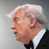 ΝΤΟΝΑΛΝΤ ΤΡΑΜΠ ΦΡΙΝΤΡΙΧ ΜΕΡΤΣ ΙΡΑΝ