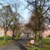 ΒΡΕΤΑΝΙΑ ΣΥΓΧΡΟΝΗ ΔΟΥΛΕΙΑ ΘΡΗΣΚΕΥΤΙΚΗ ΟΜΑΔΑ