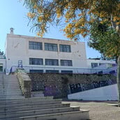 Λυκαβηττός: Το σχολείο-μνημείο του Δημήτρη Πικιώνη που καταρρέει