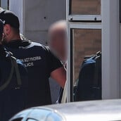 ΠΥΡΟΒΟΛΙΣΜΟΙ ΕΦΚΑ ΕΙΡΗΝΟΔΙΚΕΙΟ