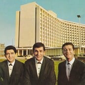 Τραγουδώντας την καινούργια Αθήνα: Η μουσική στο (πρώην) Athens Hilton στη δεκαετία του ’60