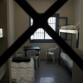 ΣΕΡΡΕΣ ΝΕΚΡΟΣ ΚΡΑΤΟΥΜΕΝΟΣ ΦΥΛΑΚΕΣ ΝΙΓΡΙΤΑΣ