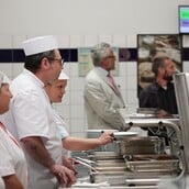 ΓΑΛΛΙΑ ΓΕΥΜΑΤΑ ΦΟΙΤΗΤΕΣ ΠΑΝΕΠΙΣΤΗΜΙΑ 1 ΕΥΡΩ ΕΣΤΙΑΤΟΡΙΟ