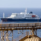ΧΑΝΤΑΪΟΣ ΚΡΟΥΑΖΙΕΡΟΠΛΟΙΟ ΑΣΘΕΝΕΙΣ ΝΕΚΡΟΙ ΙΟΣ ΠΟΥ
