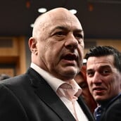 ΑΧΙΛΛΕΑΣ ΜΠΕΟΣ AKYLAS ΓΙΩΡΓΟΣ ΚΑΠΟΥΤΖΙΔΗΣ